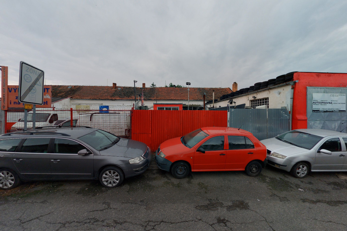 Autoservis u Kamenné zvoničky