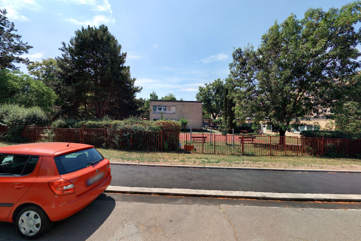 Mateřská škola a Základní škola foto 6