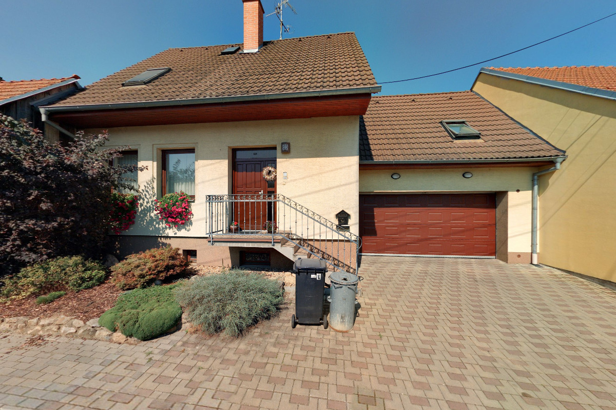 Loutky bez nitek, hudebně divadelní soubor