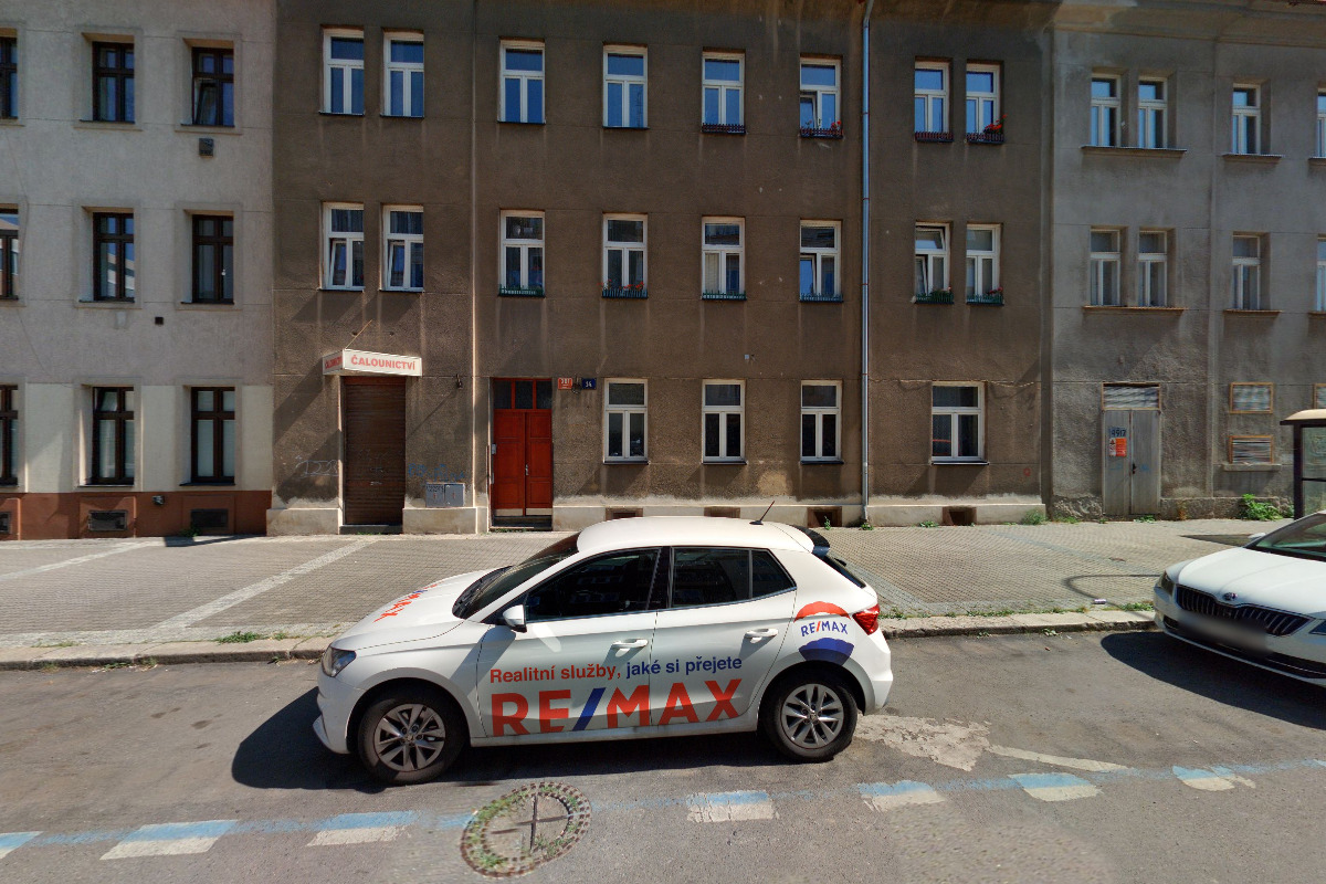 Čistírna peří Mareš