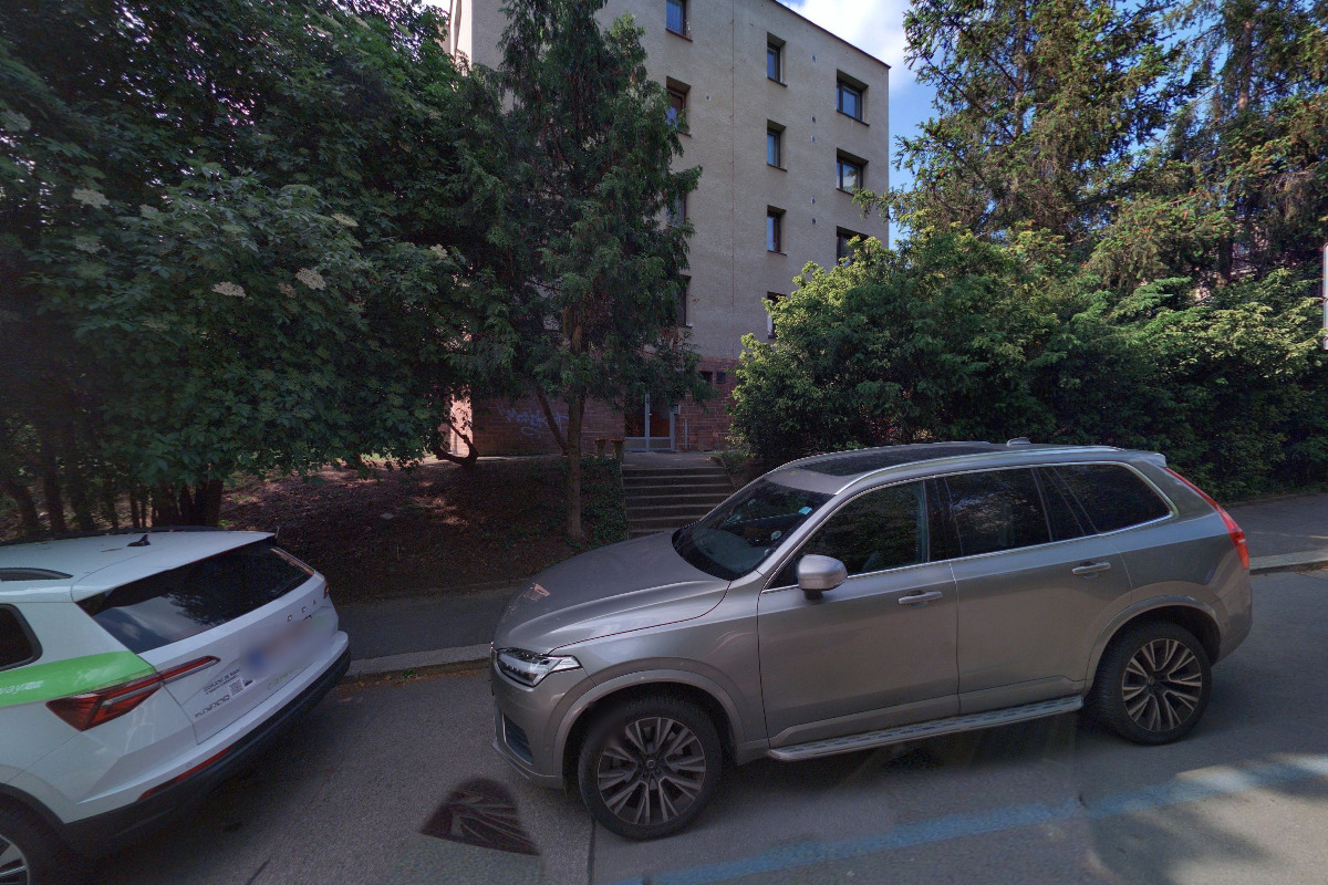 Společenství vlastníků jednotek Na Hřebenkách 120