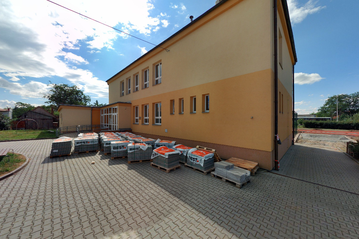 ZŠ a MŠ Ostřetín, okres Pardubice foto 3