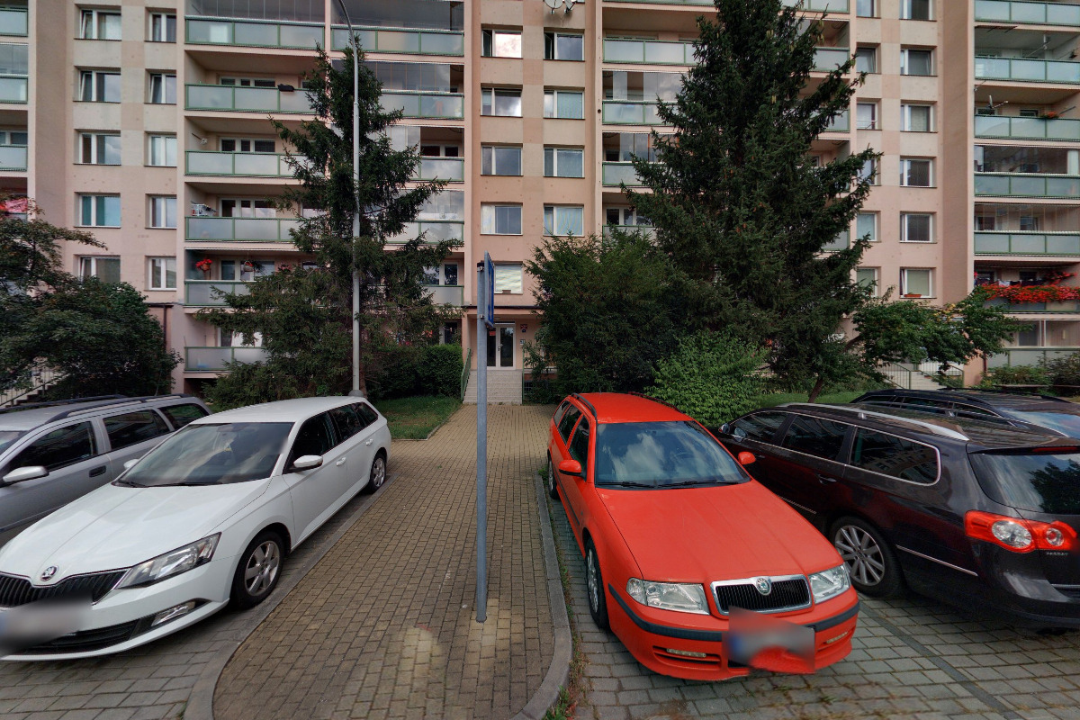 Bytové družstvo Malenická 1785-7 foto 2