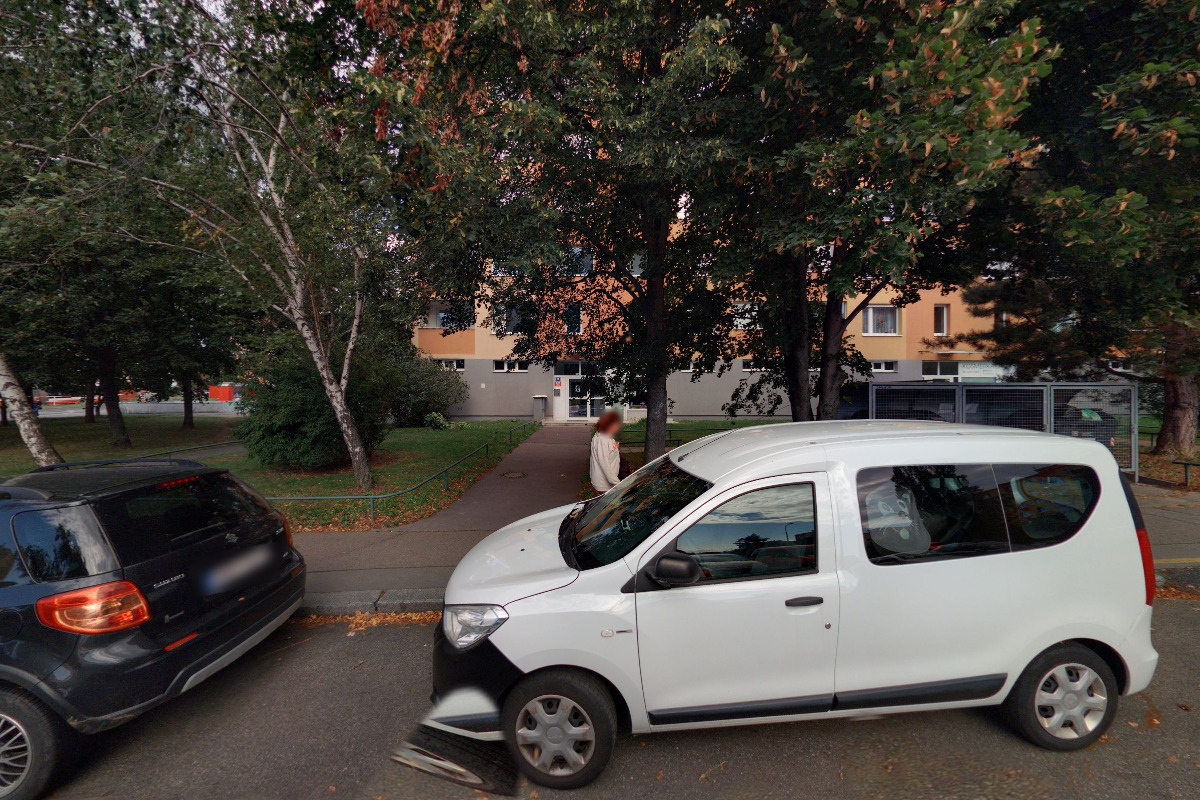 Krejčovství Marina Ledzhieva foto 2