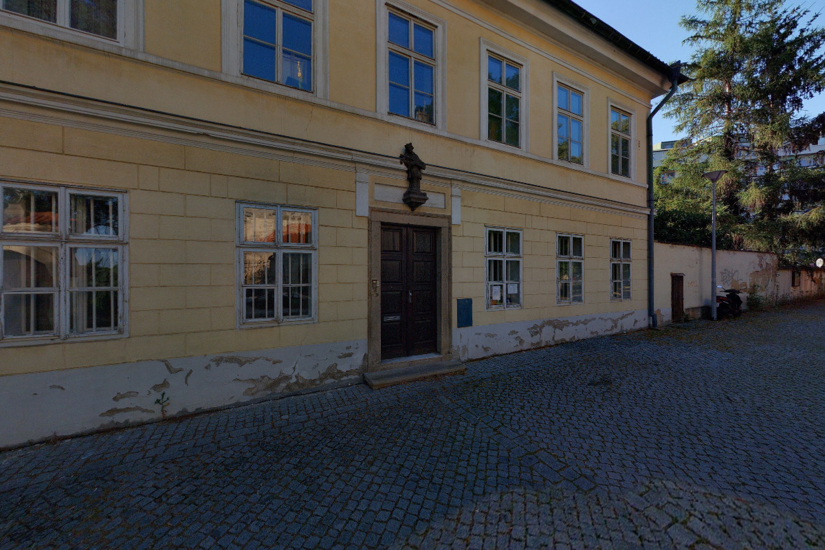 Římskokatolická farnost u kostela sv. Václava Praha - Prosek foto 3