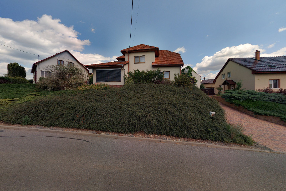 KŘÍŽ - garážová vrata, s.r.o.