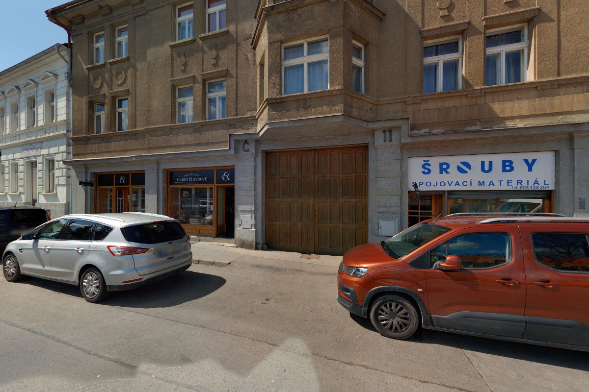 KADEŘNICTVÍ RAPUNZELI