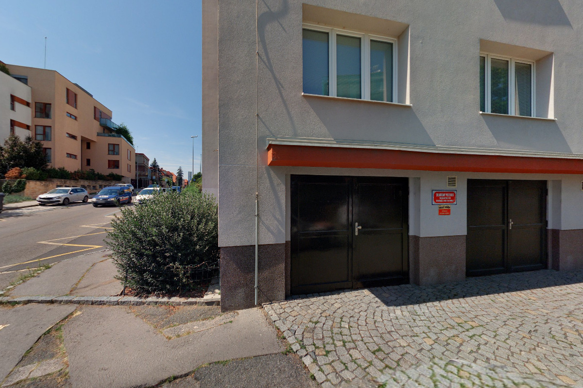 Bytové družstvo Mikuláše z Husi a Na Topolce