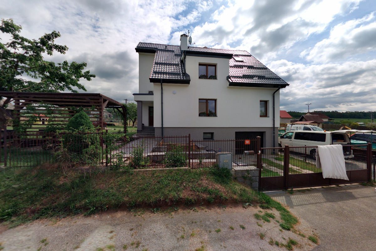 Dr. Klutz - english theatre