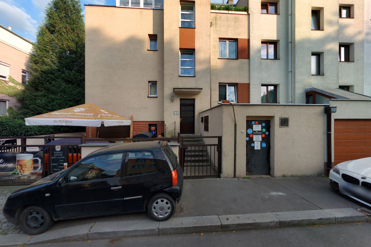 Prostře kuře foto 2