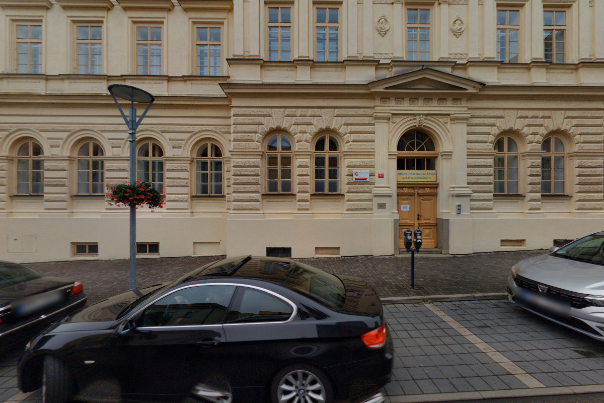 Střední průmyslová škola, Vlašim, Komenského 41 foto 2