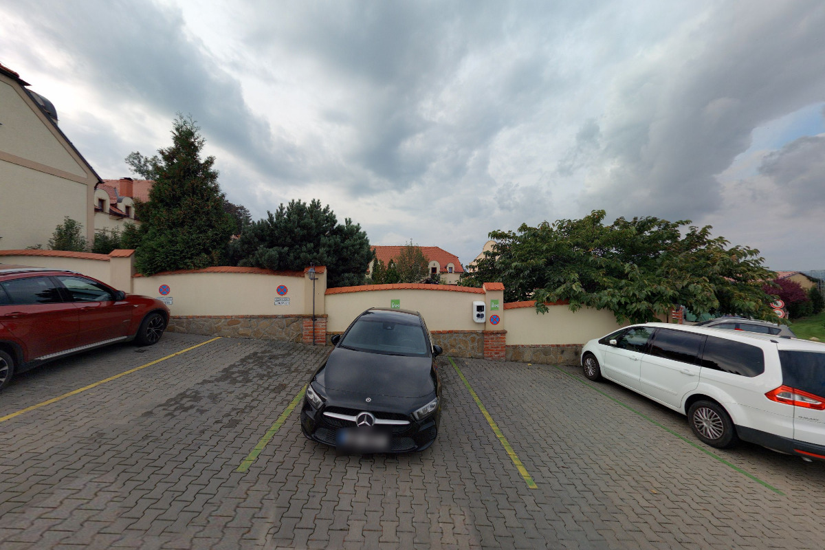 Dobíjecí stanice E.ON foto 3