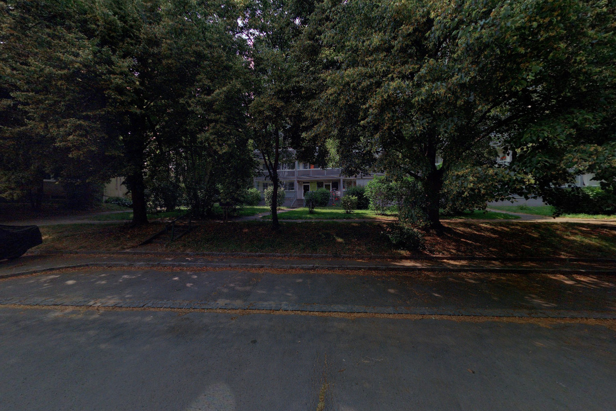 První divadelní družstvo