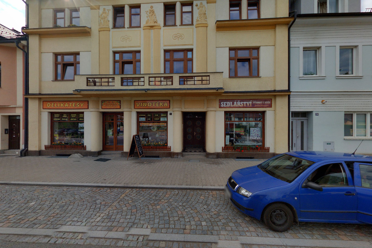 VINOTÉKA - DELIKATESY foto 2