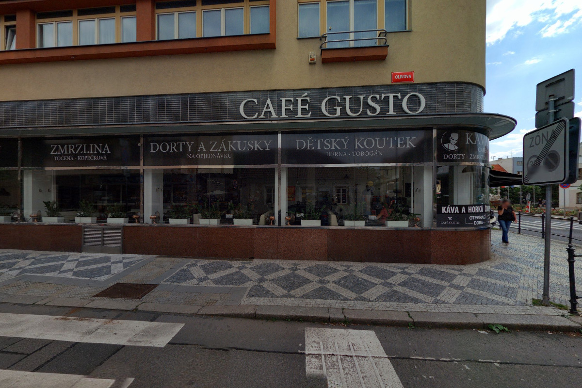 Bankomat České spořitelny foto 2