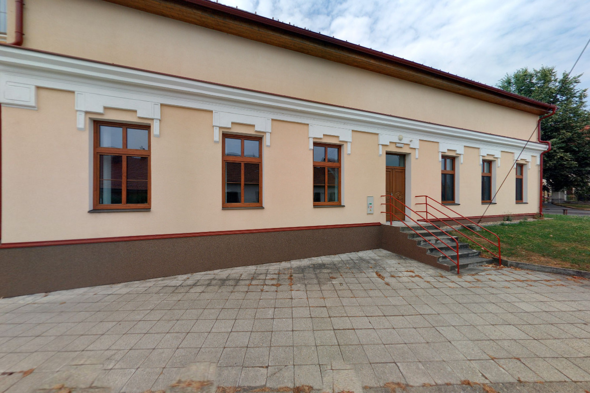 Obecní knihovna Lažánky