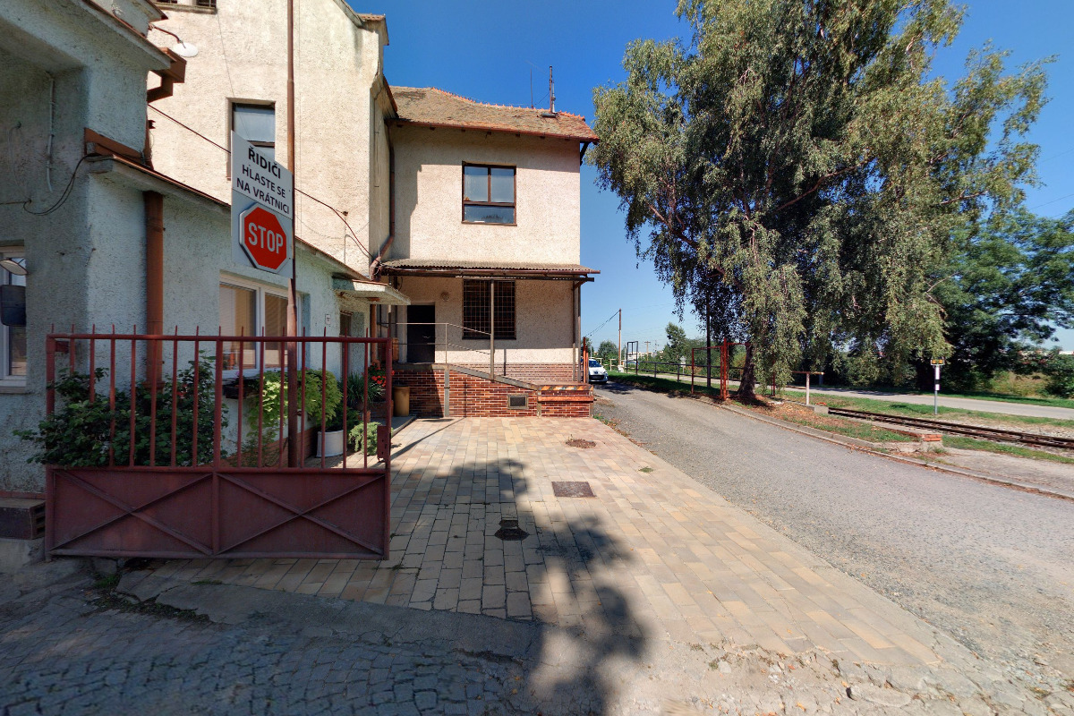 KERAMOSTROJ, spol. s r.o.