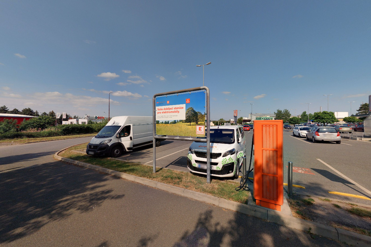 Nabíjecí stanice ČEZ foto 5