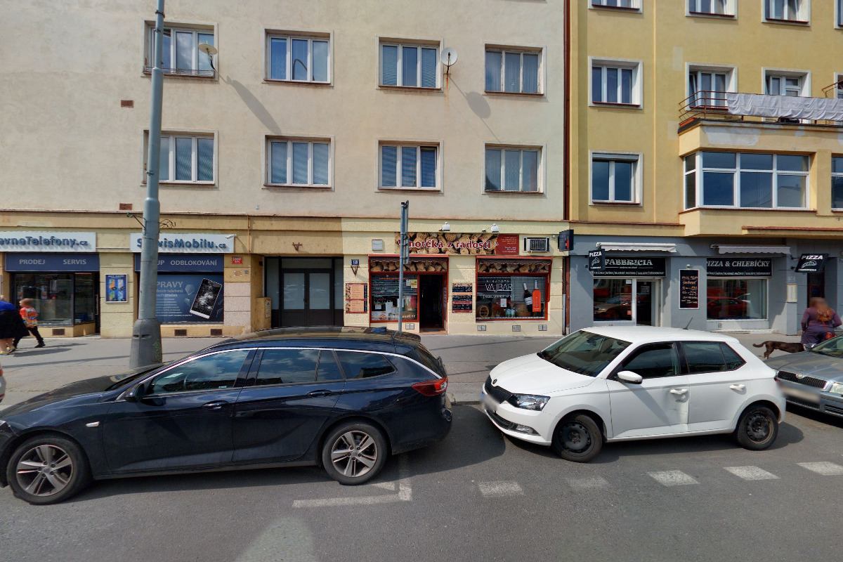 Vinotéka z radosti foto 2