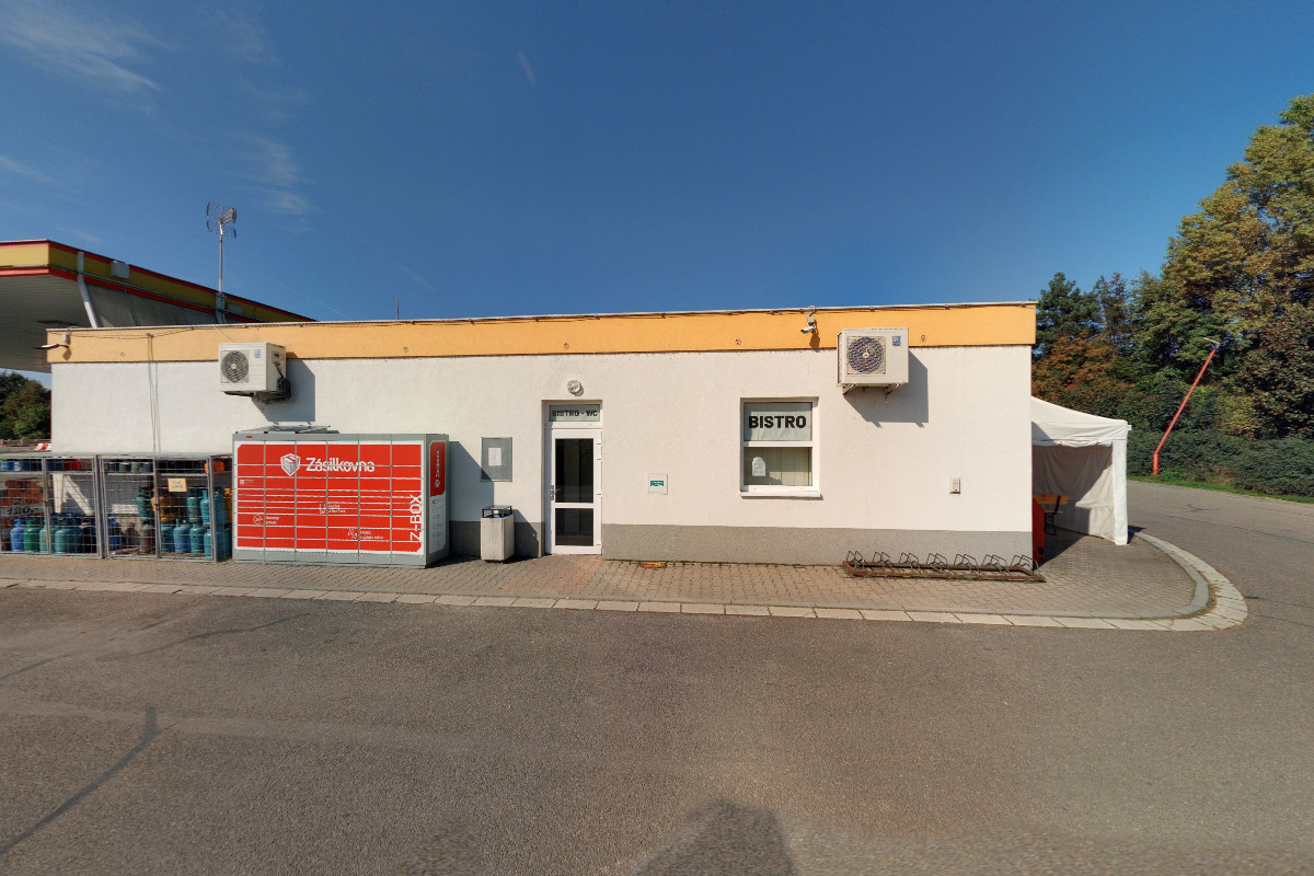 Občerstvení na čerpací stanici