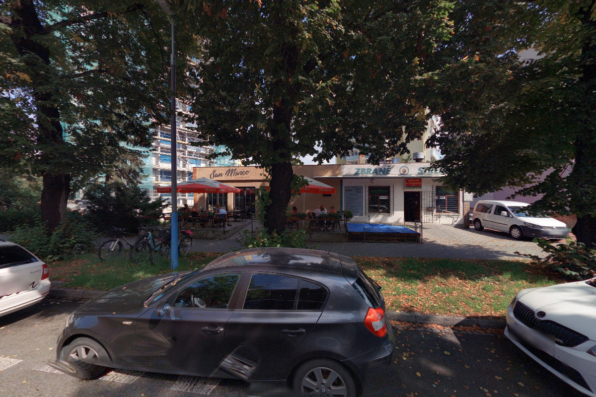 Zbraně a střelivo - Zdeněk Juráček