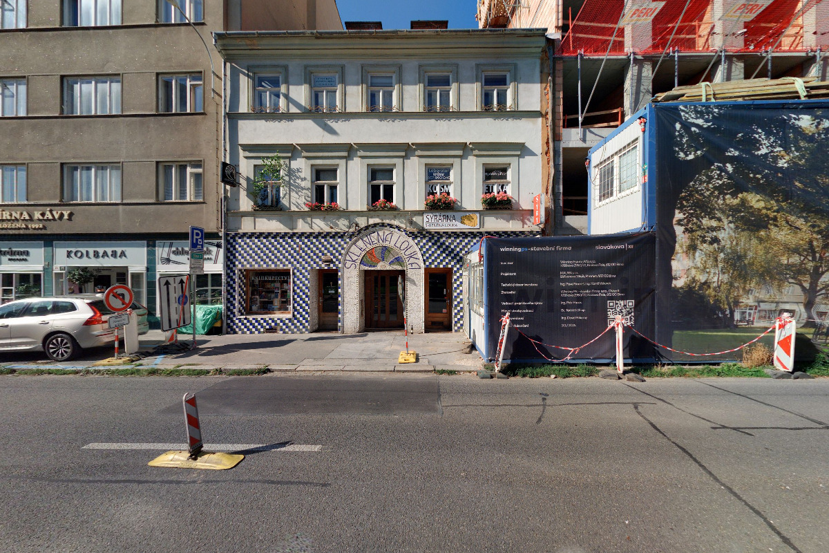 Literární čajovna Skleněná louka foto 4