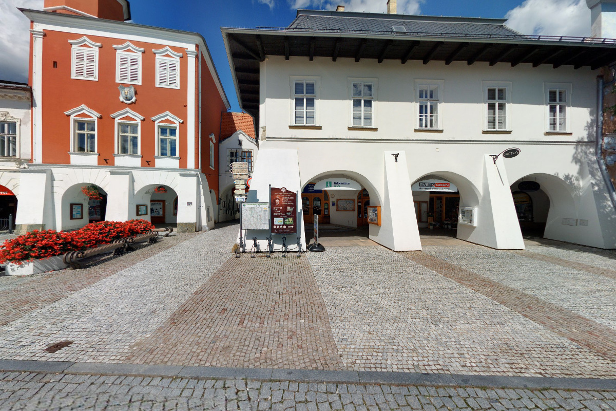 JUDr. Jitka Zabloudilová - notářka foto 1