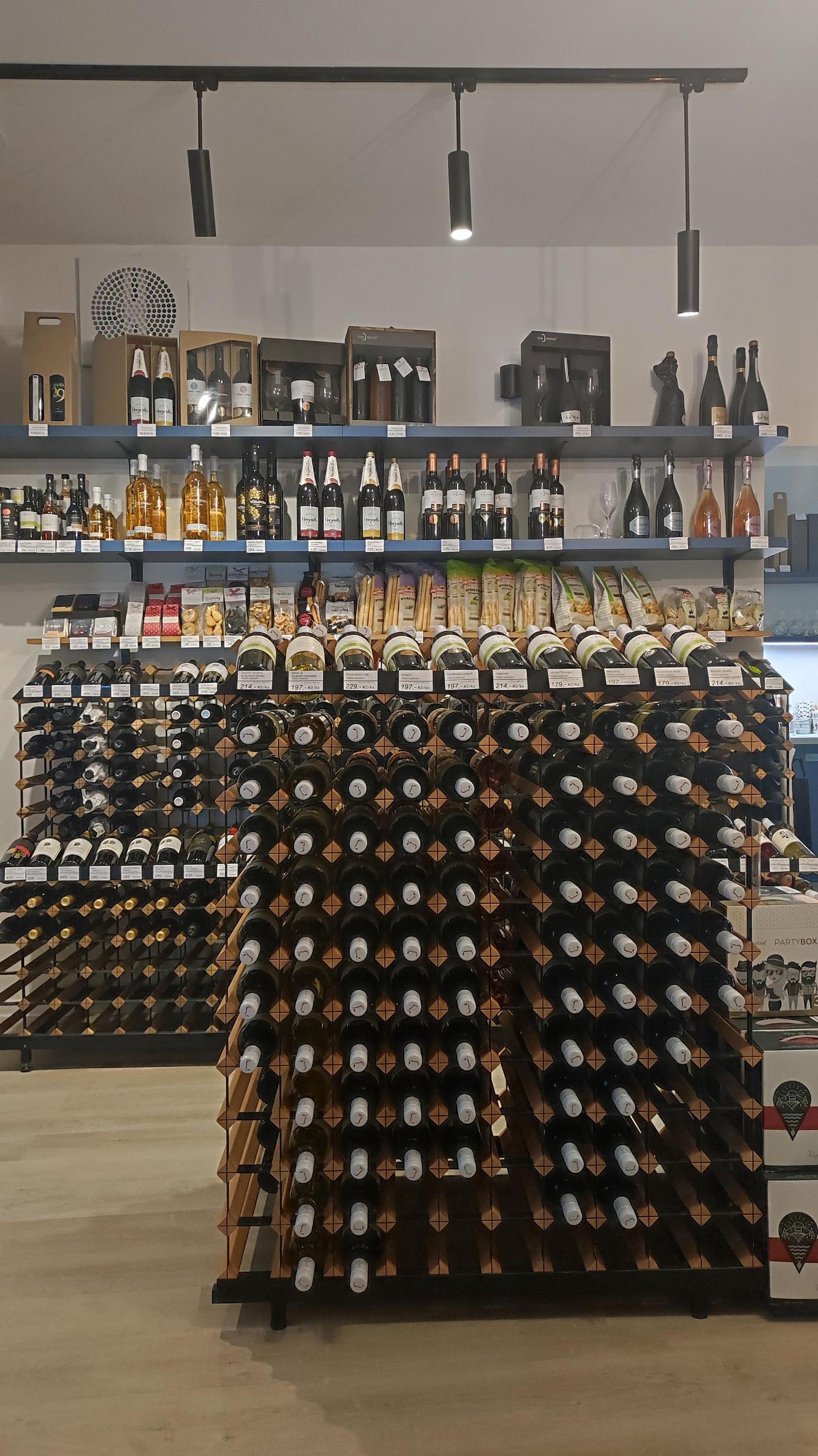 Vinotéka VÍNO HRUŠKA foto 2