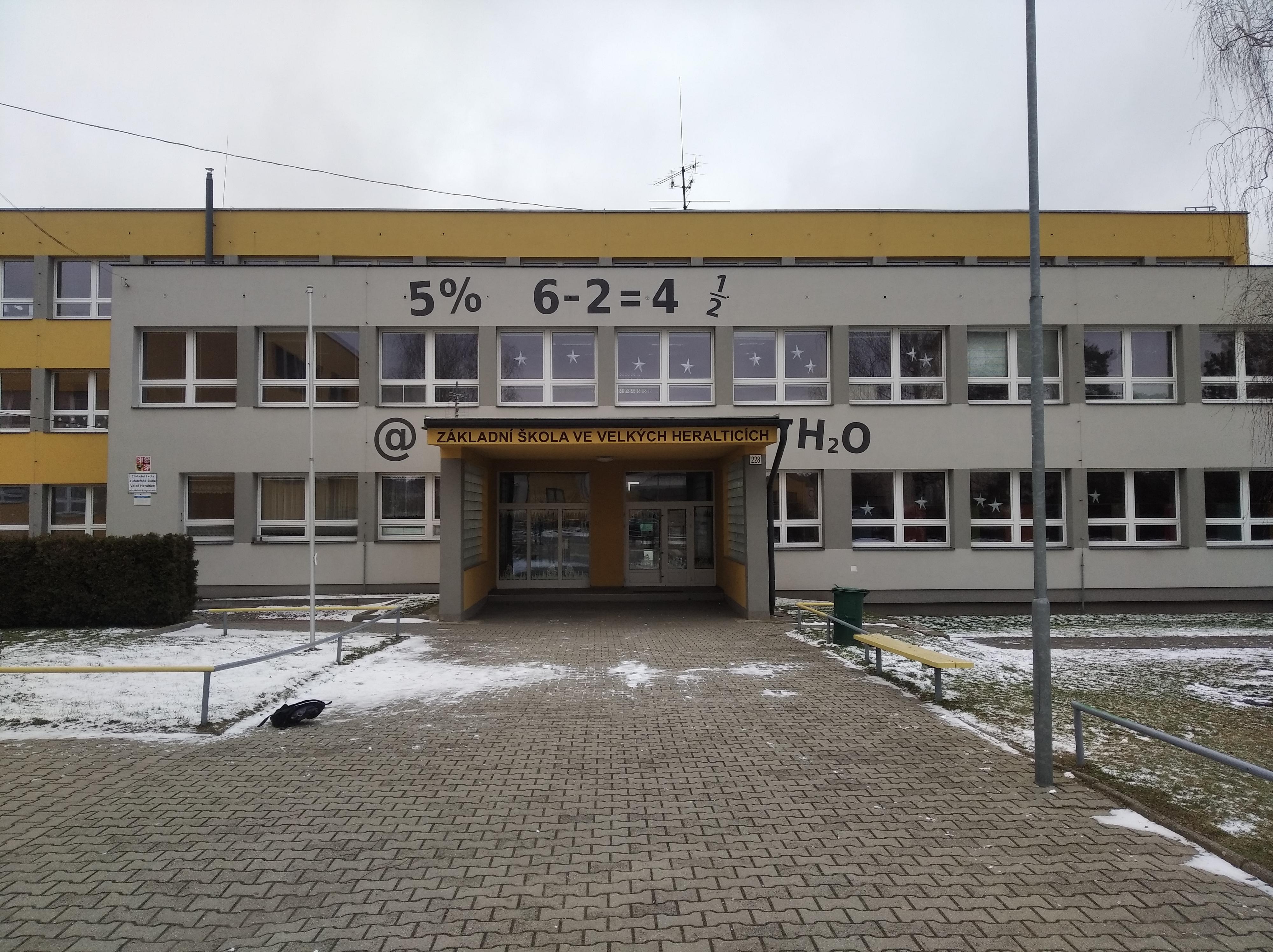Základní škola Velké Heraltice foto 2
