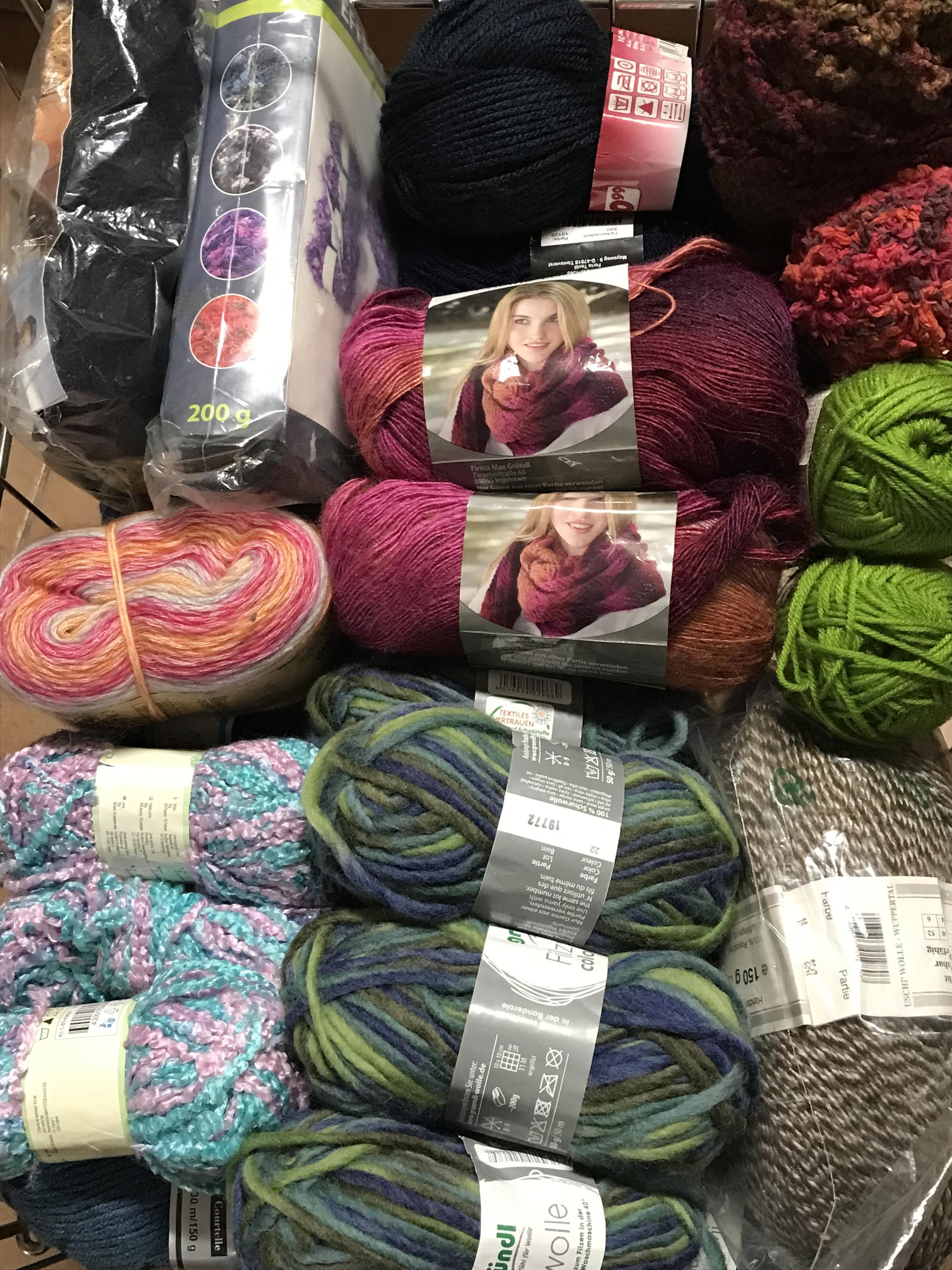 Sekáč na náměstí (second hand) foto 6