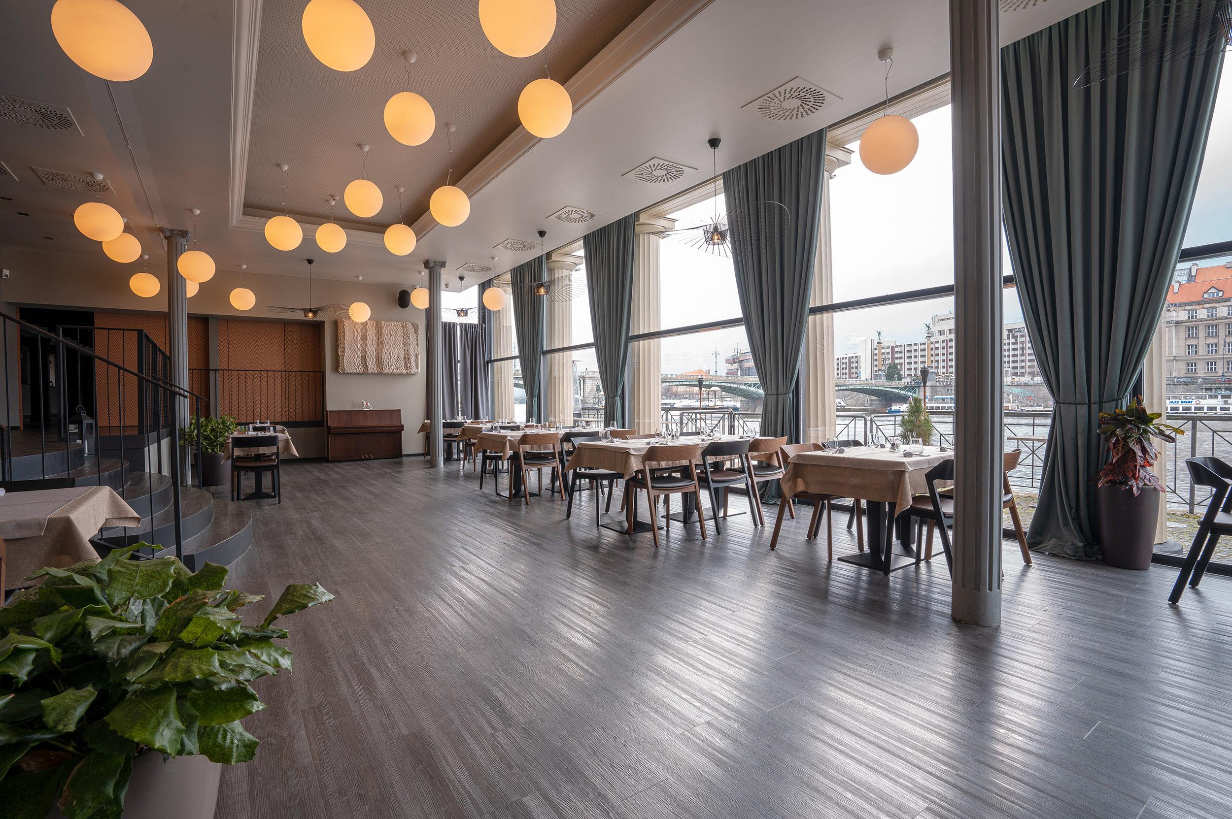 Občanská plovárna foto 1