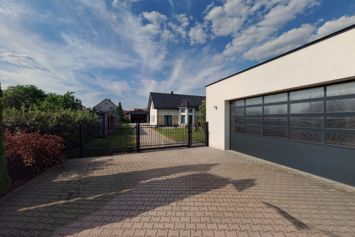 DM design, spol. s r.o.