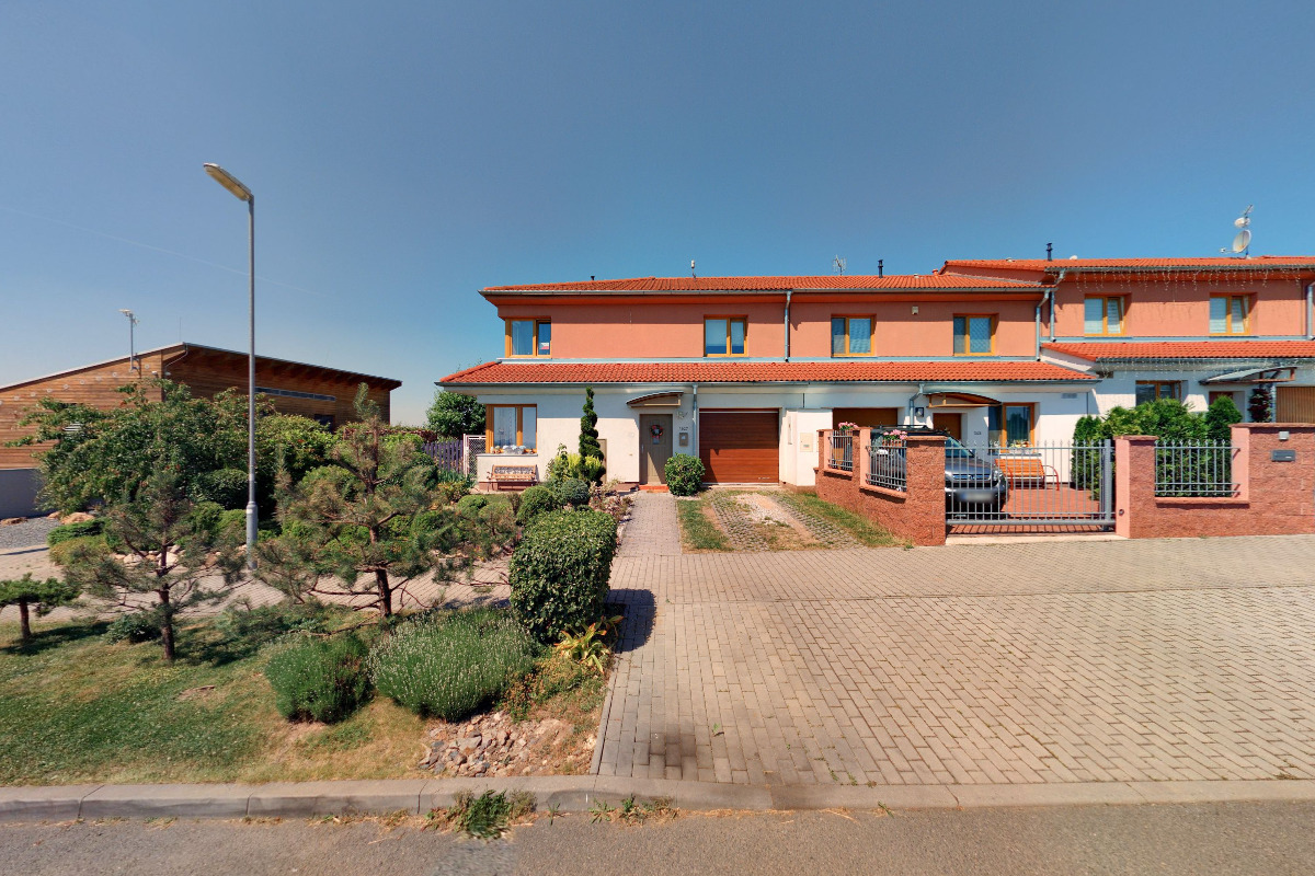 CK PRETTY TOUR, s.r.o.