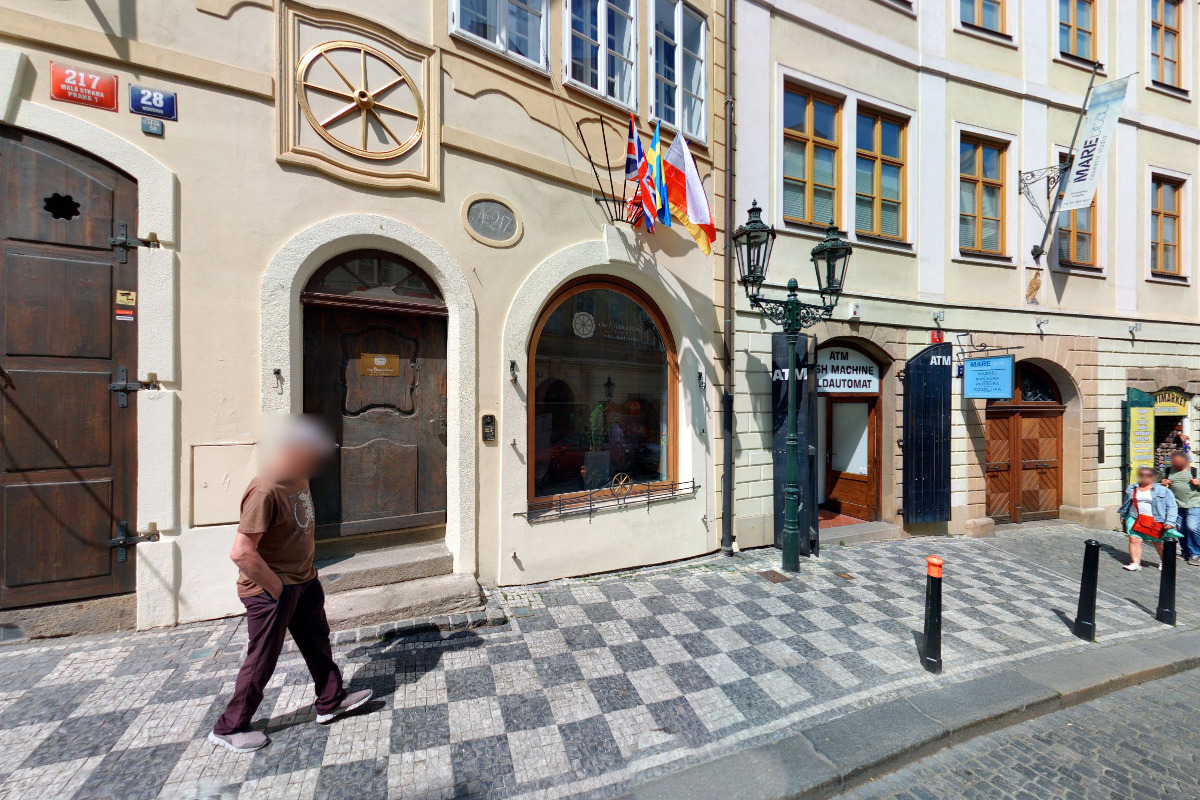 The Golden Wheel Hotel by LH