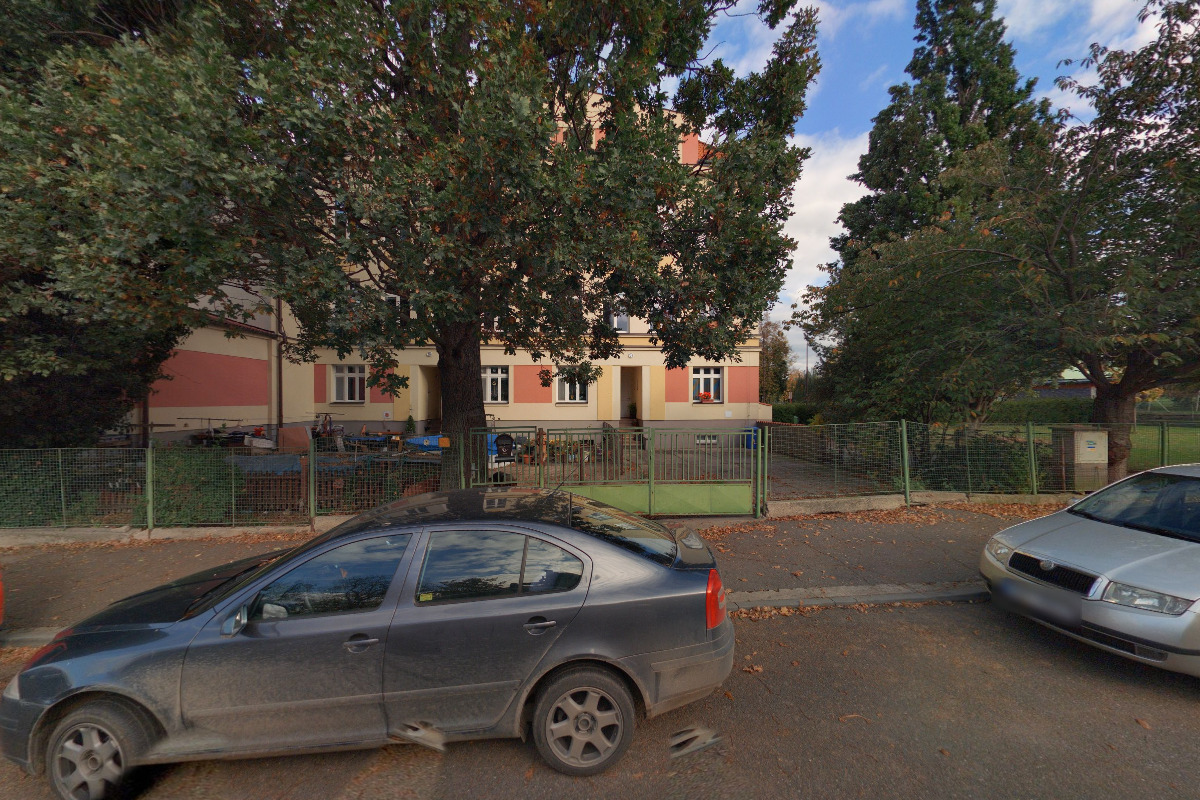 ZŠ  Červené Pečky