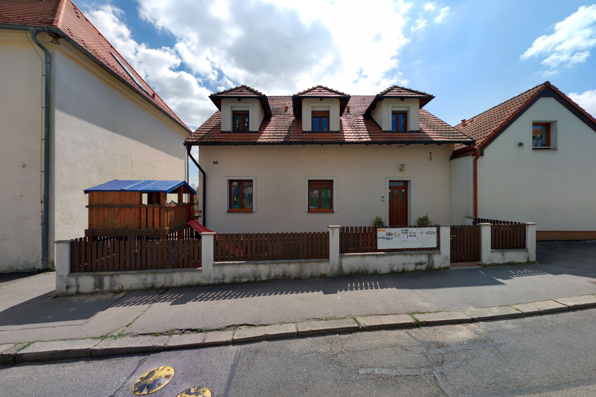 Mortimer English Club