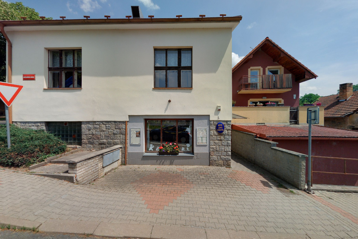 Obecní knihovna Tehov foto 6