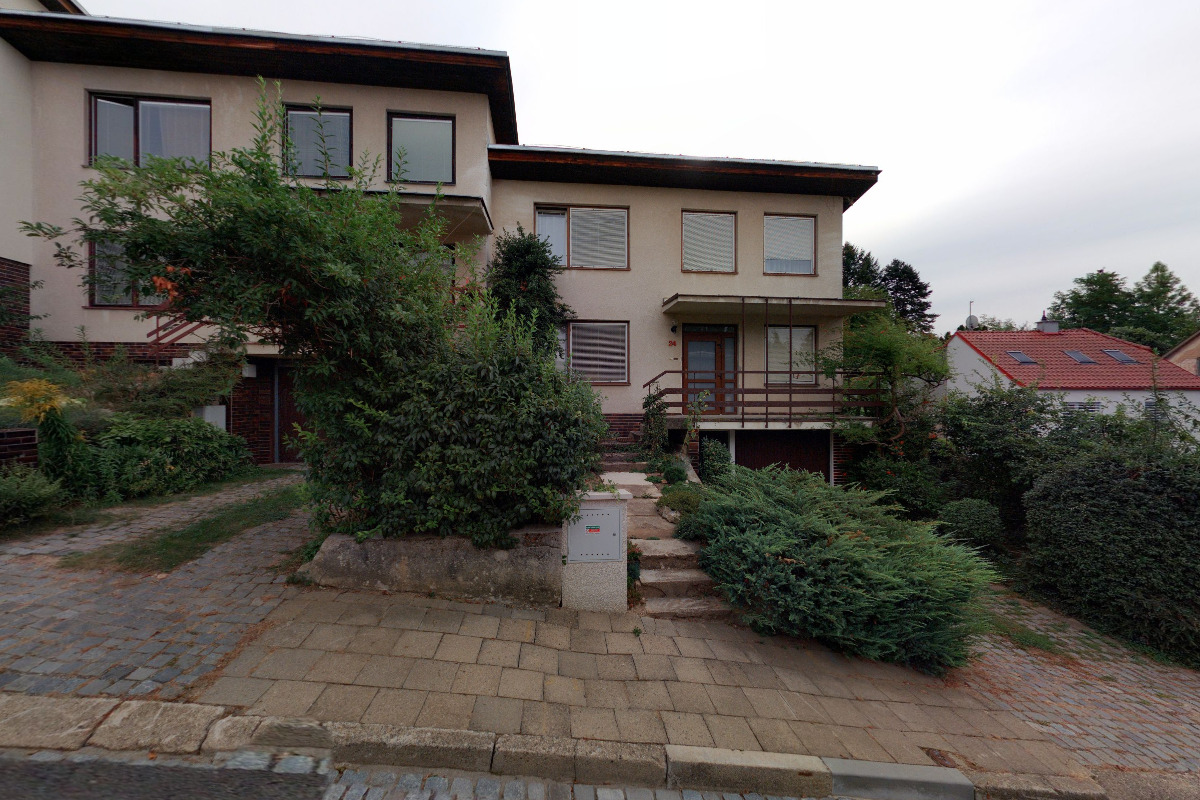 Znalec v oblasti ekonomiky - JAROSLAV ŠERÝ