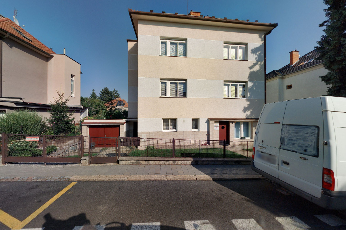 STAREA GROUP, s.r.o.