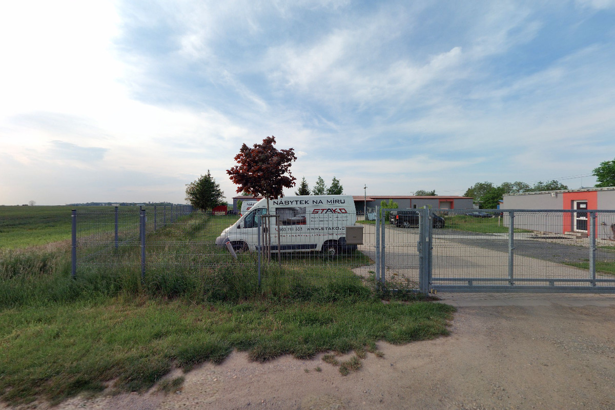 Vestavěné skříně STAKO