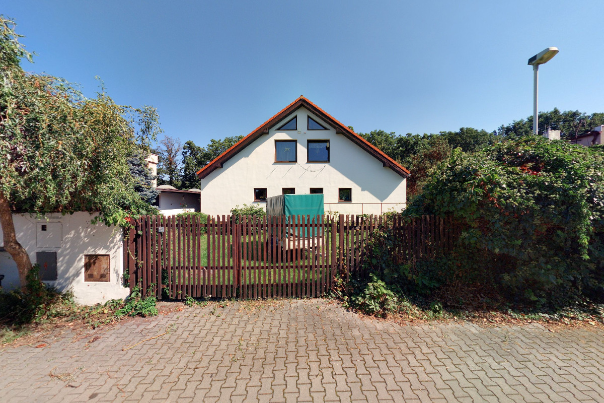 „Společnost pro obnovu Mariánského sloupu na Staroměstském náměstí v Praze”