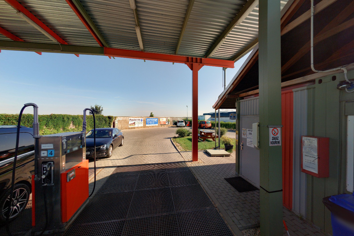 Čerpací stanice Vestec foto 2