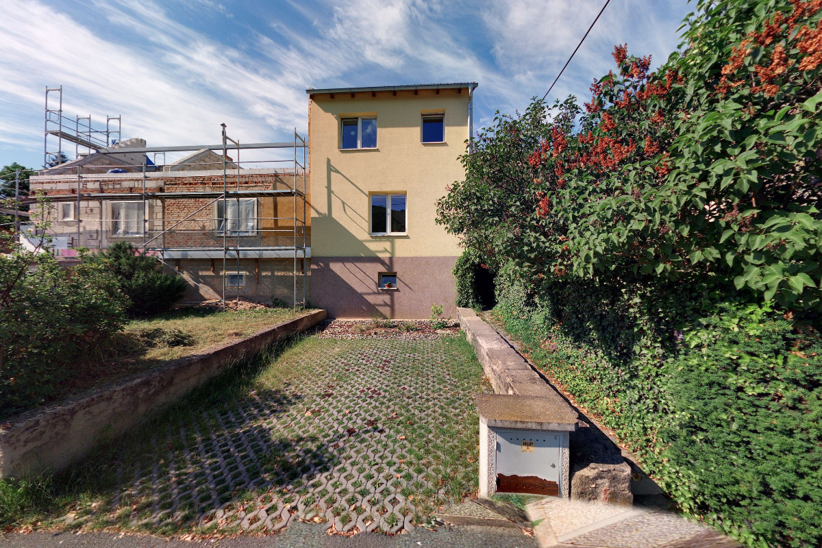 Lamba Kite Technology, s.r.o.