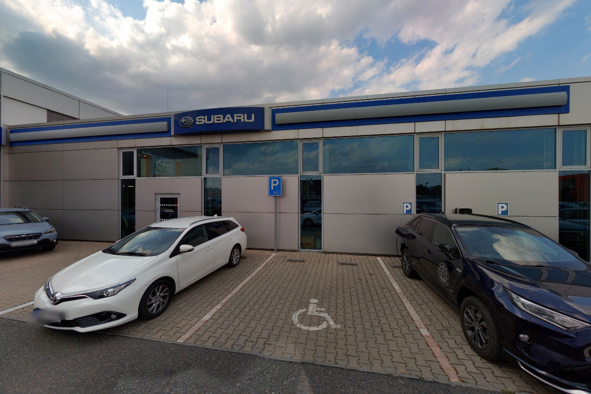 Emil Frey – nové vozy Toyota – Černý Most foto 6