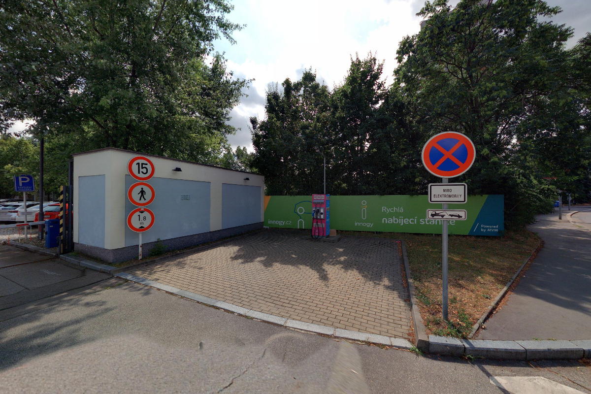 Dobíjecí stanice innogy foto 2