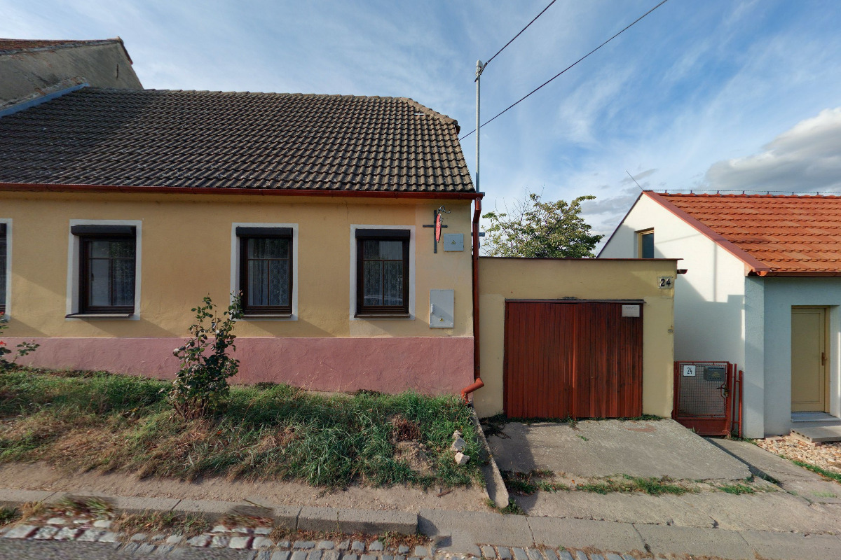 Pavlov24 - Domeček u potoka