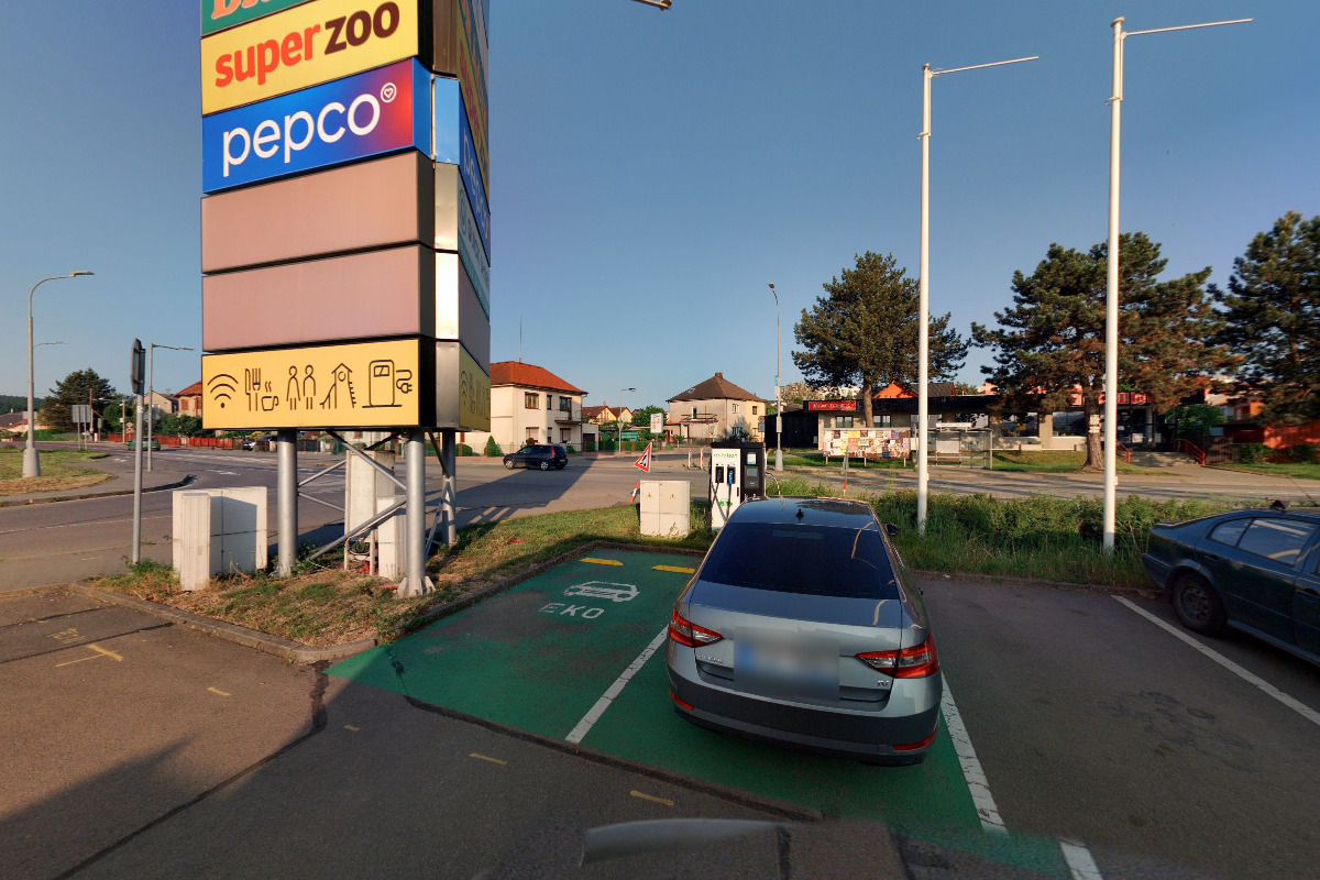 Nabíjecí stanice e-station