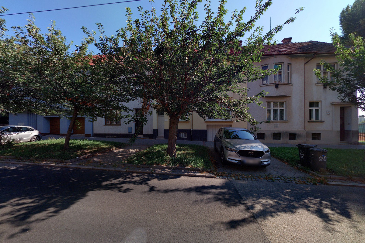 Adam Rujbr Architects, s.r.o.