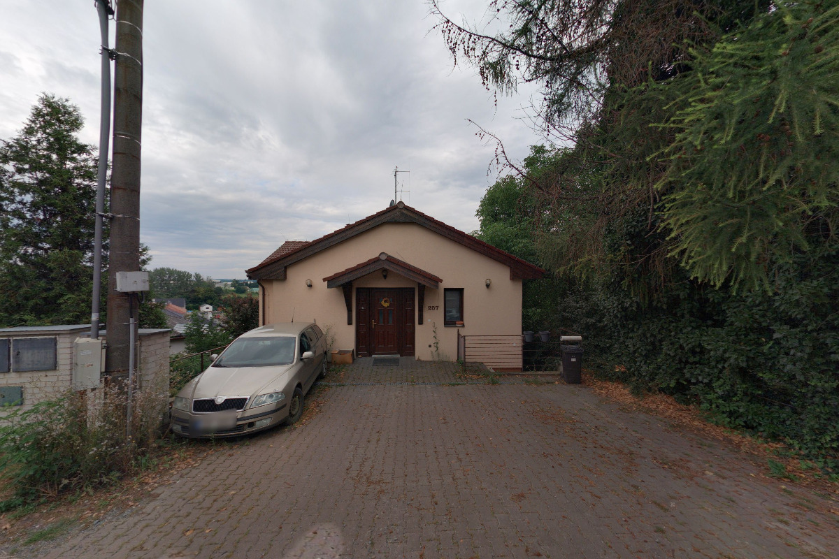 Vlastimil Hanyk - Šikovný soused