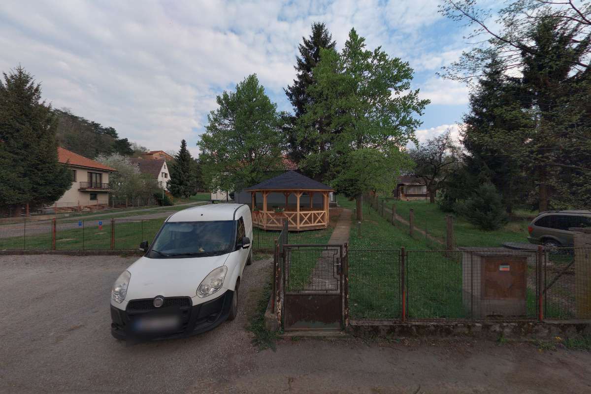 Základní škola Třebáň